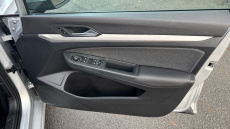 Volkswagen Golf 2.0 TDI Life 5dr DSG Diesel Hatchback